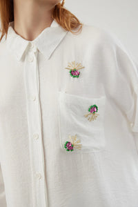 Blouse with details